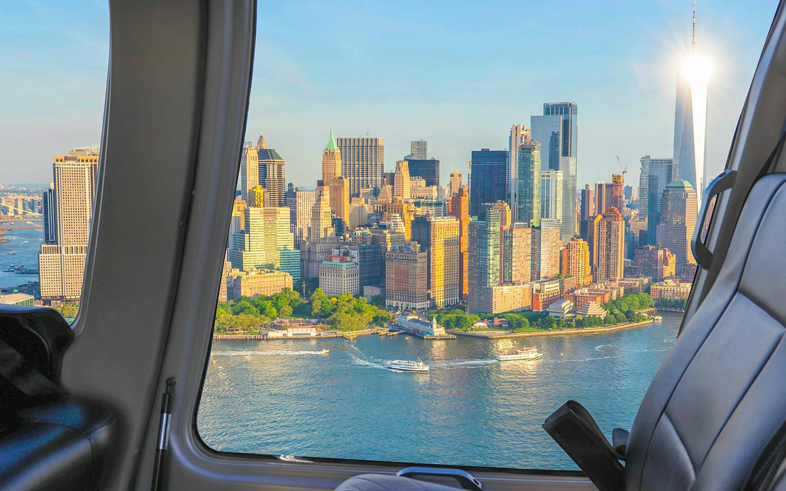 30-Min All-Inclusive NYC Helicopter Tour from Downtown Manhattan Gallery Image