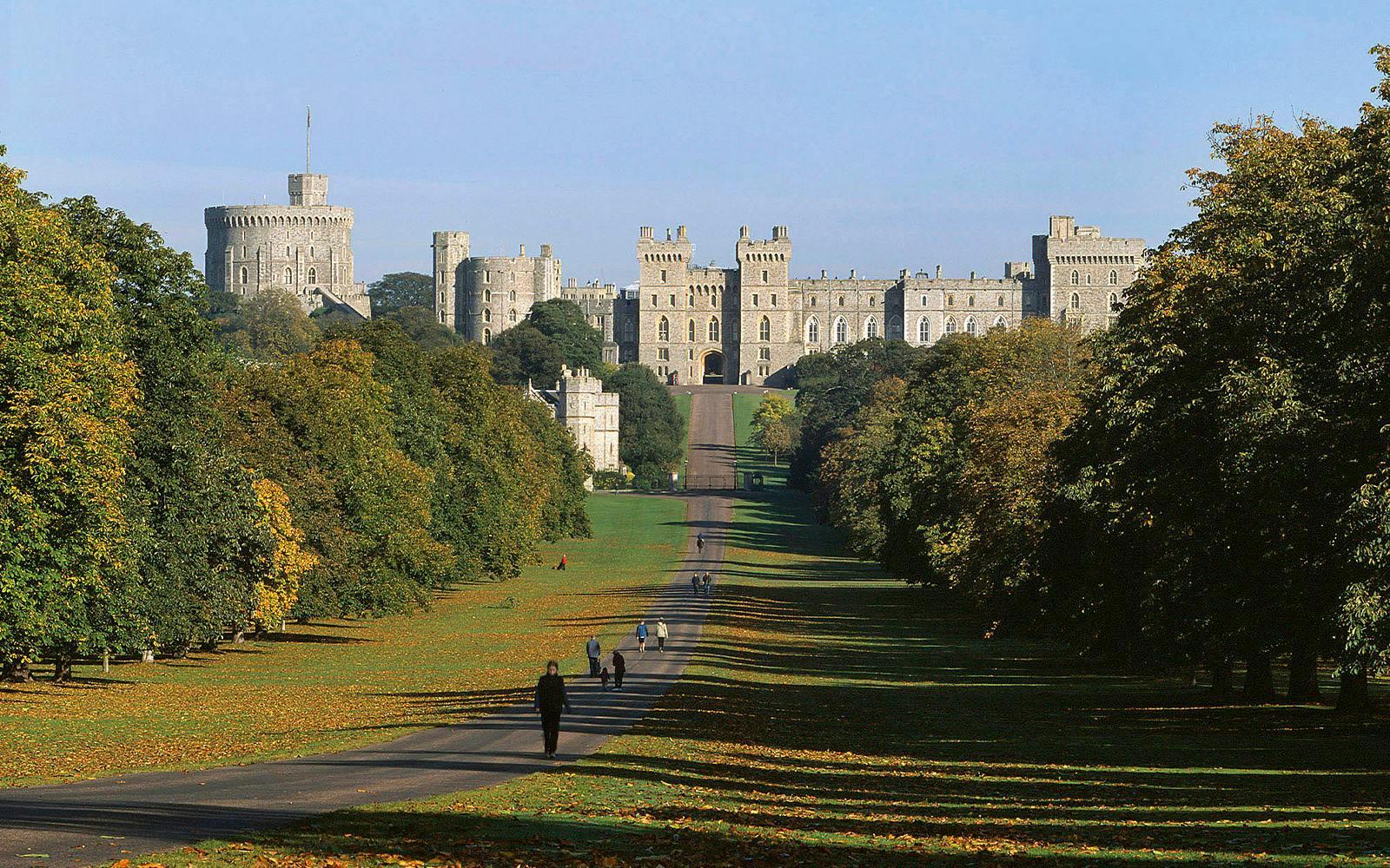 From London: Windsor Castle Half-Day Tour Gallery Image