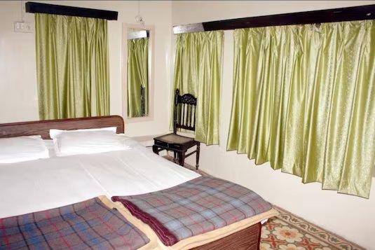 AGRA HOTEL image 3