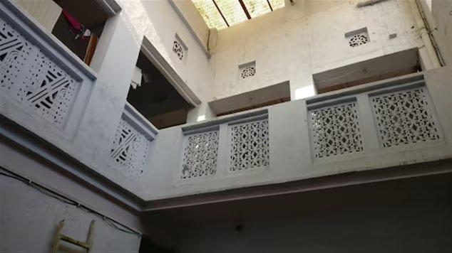 AGRA HOTEL image 1