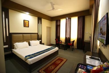 hotel room main image