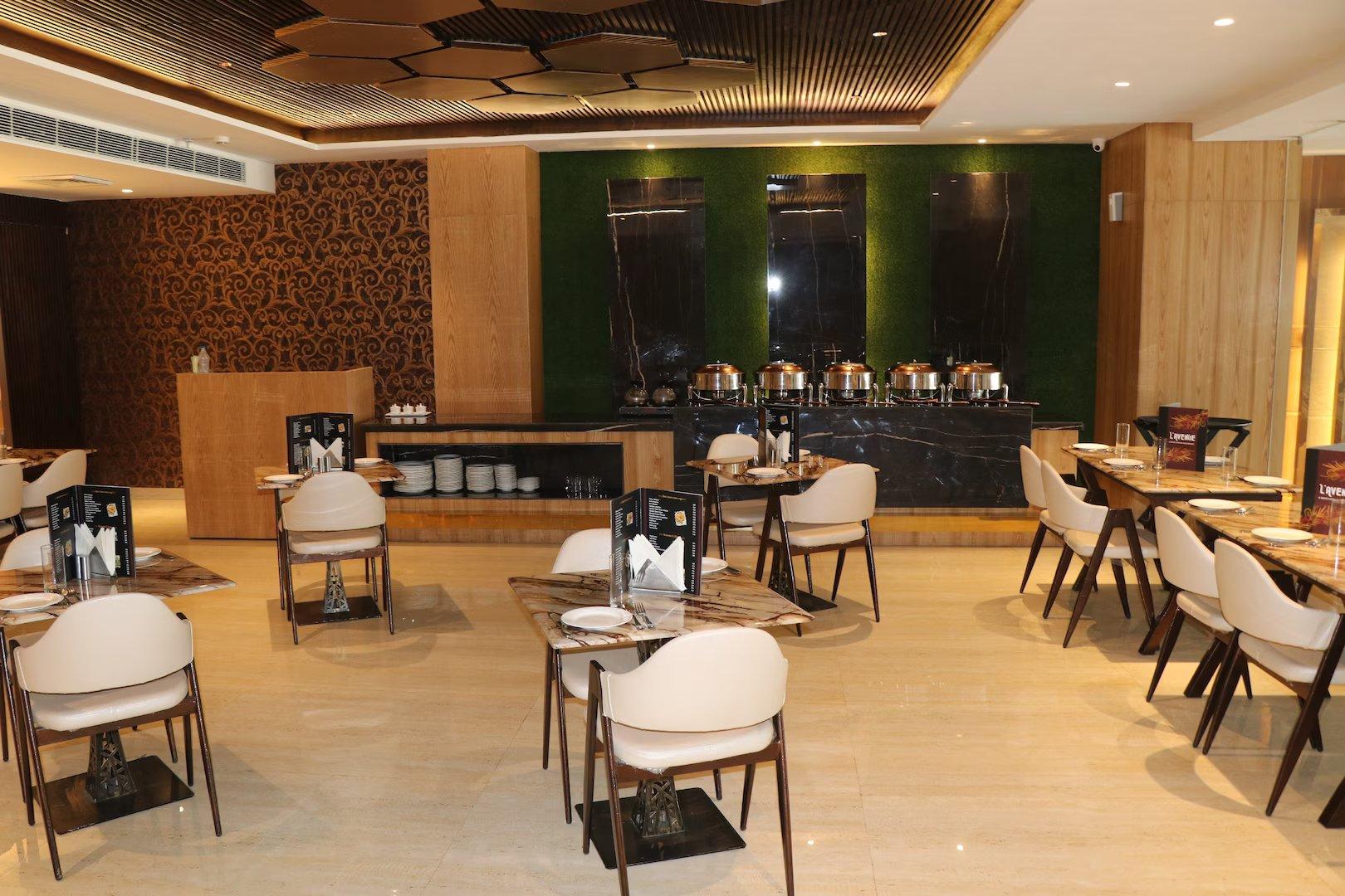 seating area at hotel dara royale in amritsar