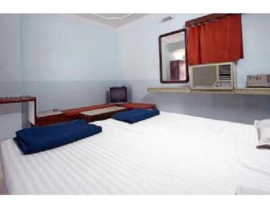 hotel room main image hotel room main image