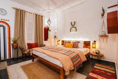 hotel room main image