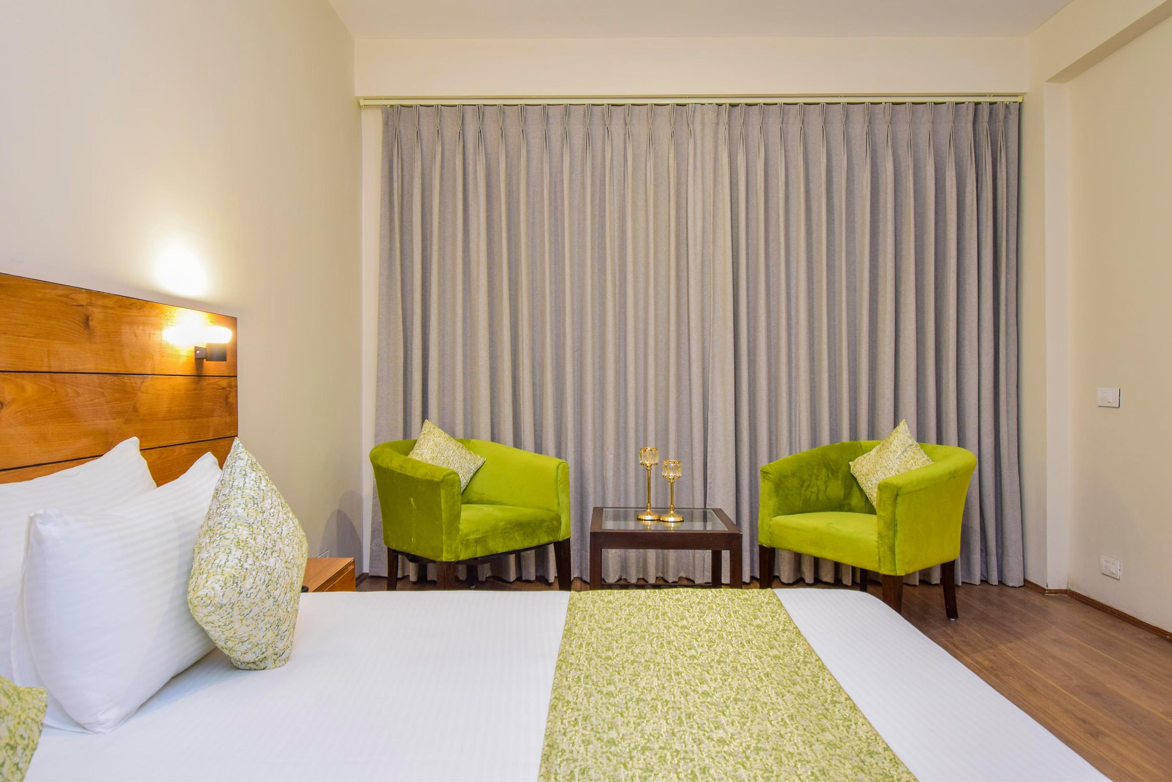 The White Hill Resort - ( Near Mall Road ) image 3