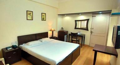 hotel room main image