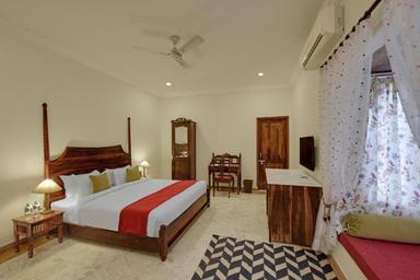 hotel room main image