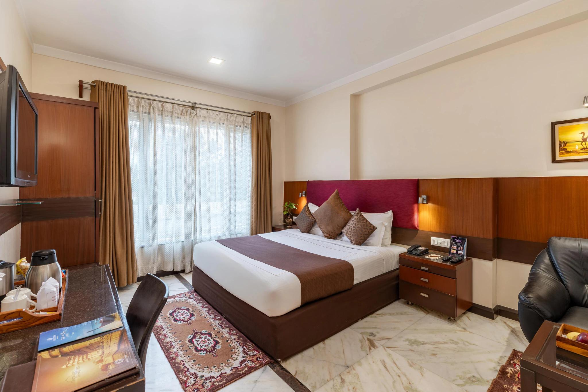 Amantra Comfort Hotel image 1