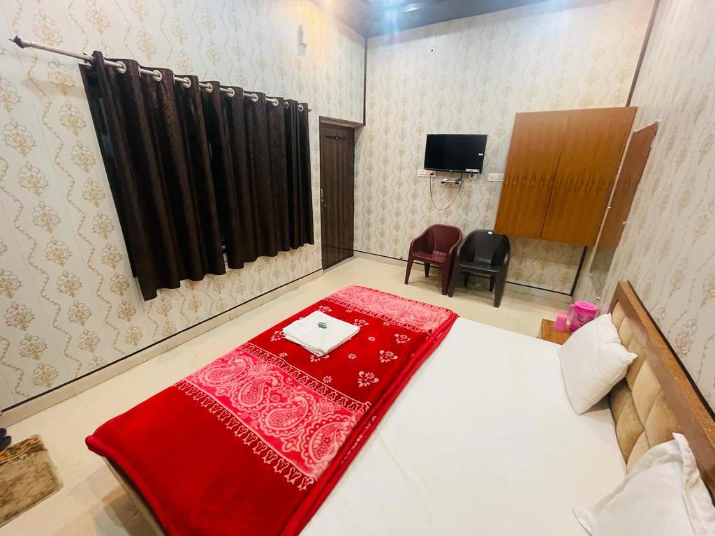 Hotel Awadh Vilas image 4