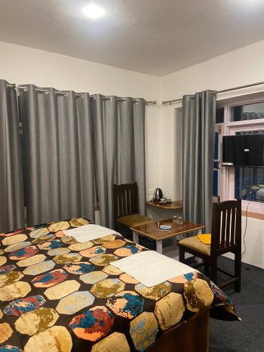 hotel room main image