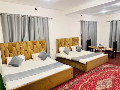 hotel room main image