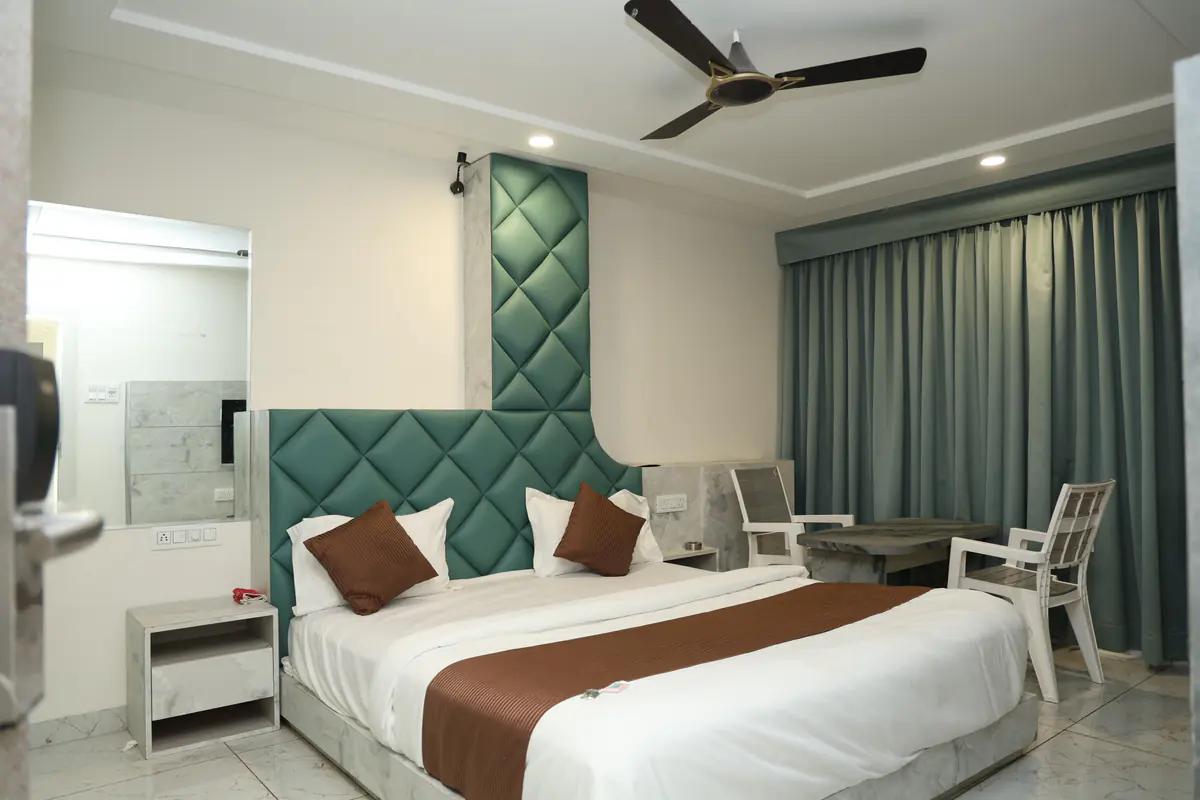 Hotel Magnet image 4