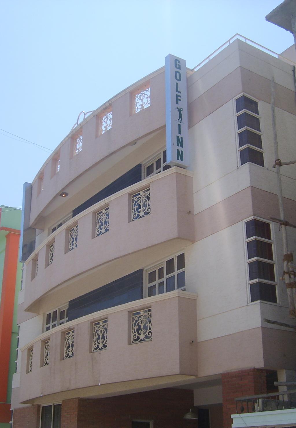 Hotel Golf Inn image 4