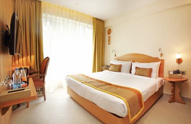 hotel room main image