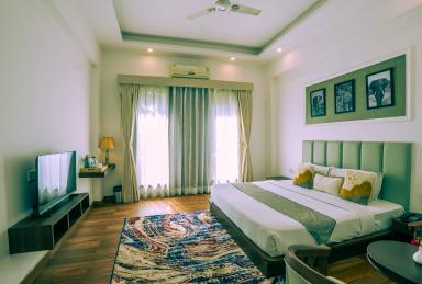 hotel room main image
