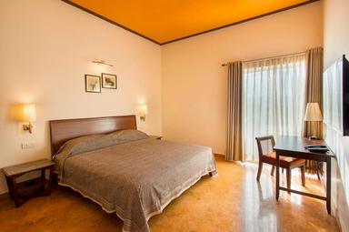 hotel room main image