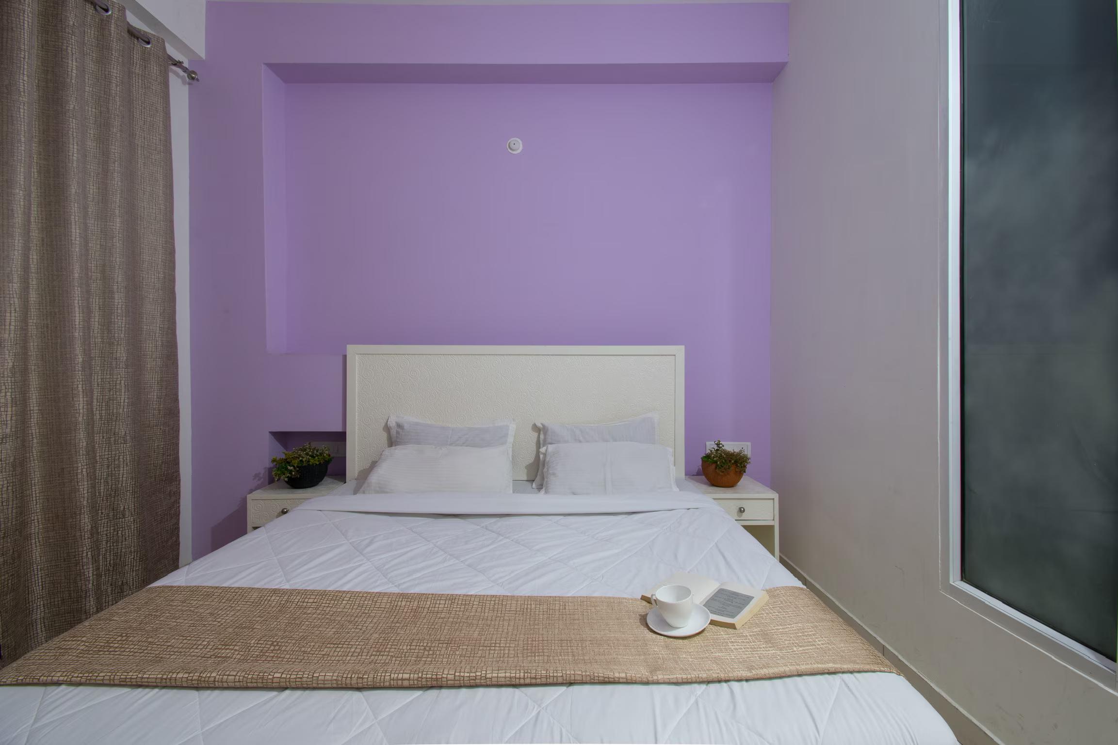 High and Seek Homestay| Mountain-facing Rooms image 1