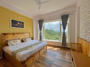hotel room main image