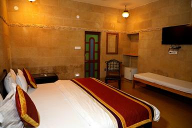 hotel room main image