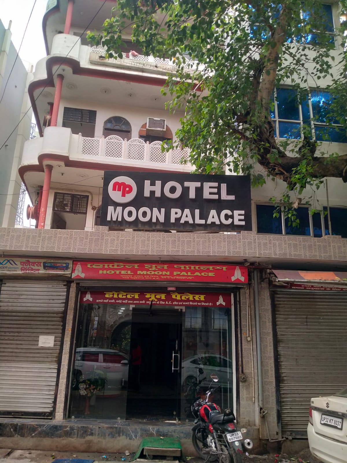 Moon Palace Hotel