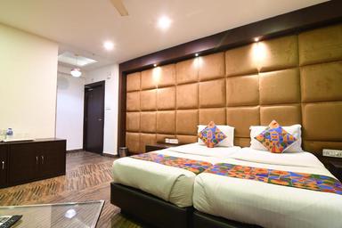 hotel room main image