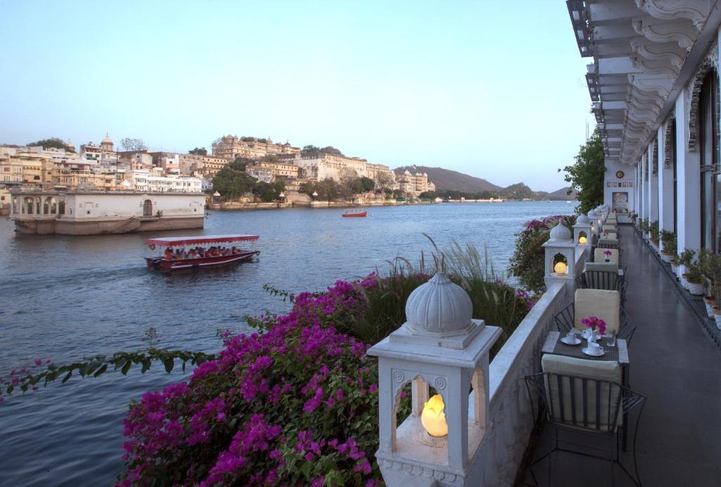 a wonderful hotel view at lake pichola hotel in udaipur