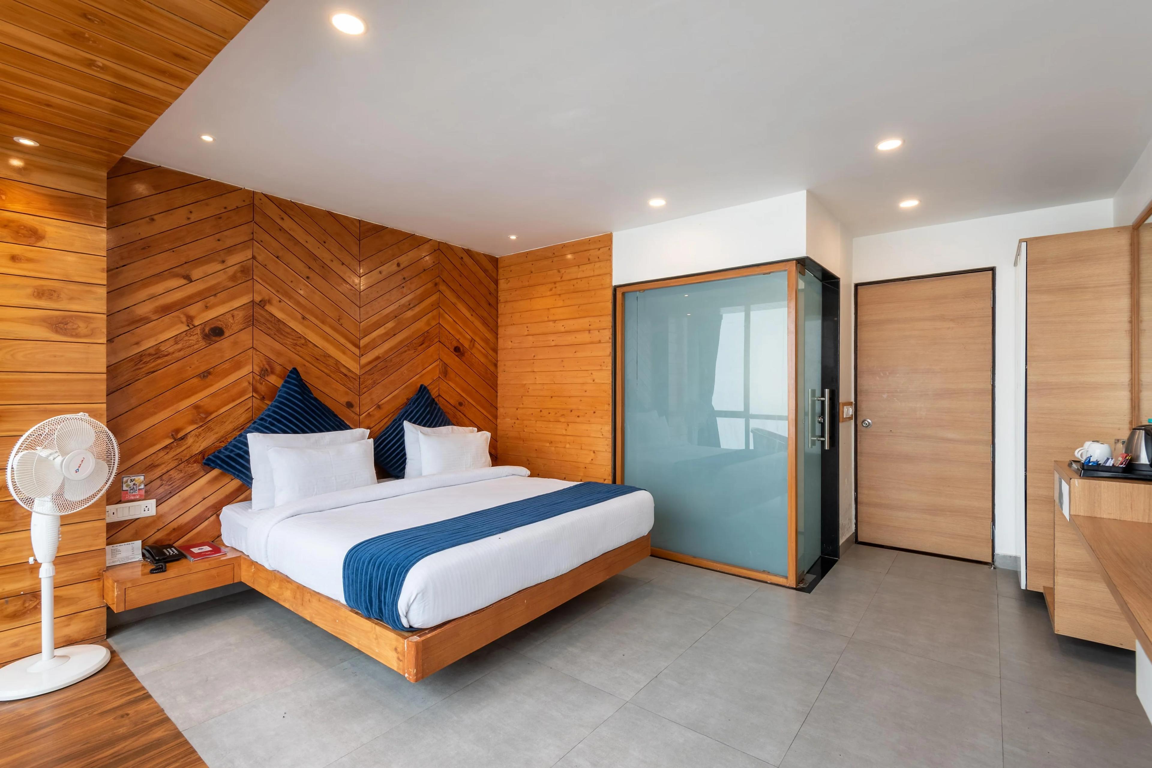 MV Acosta by Lawrence hotels image 3