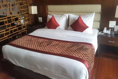 hotel room main image