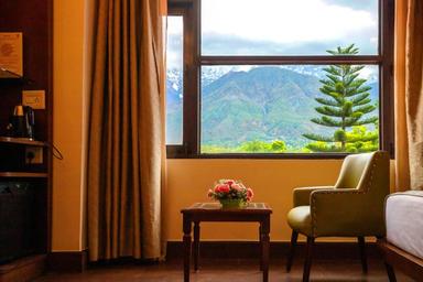 hotel room main image