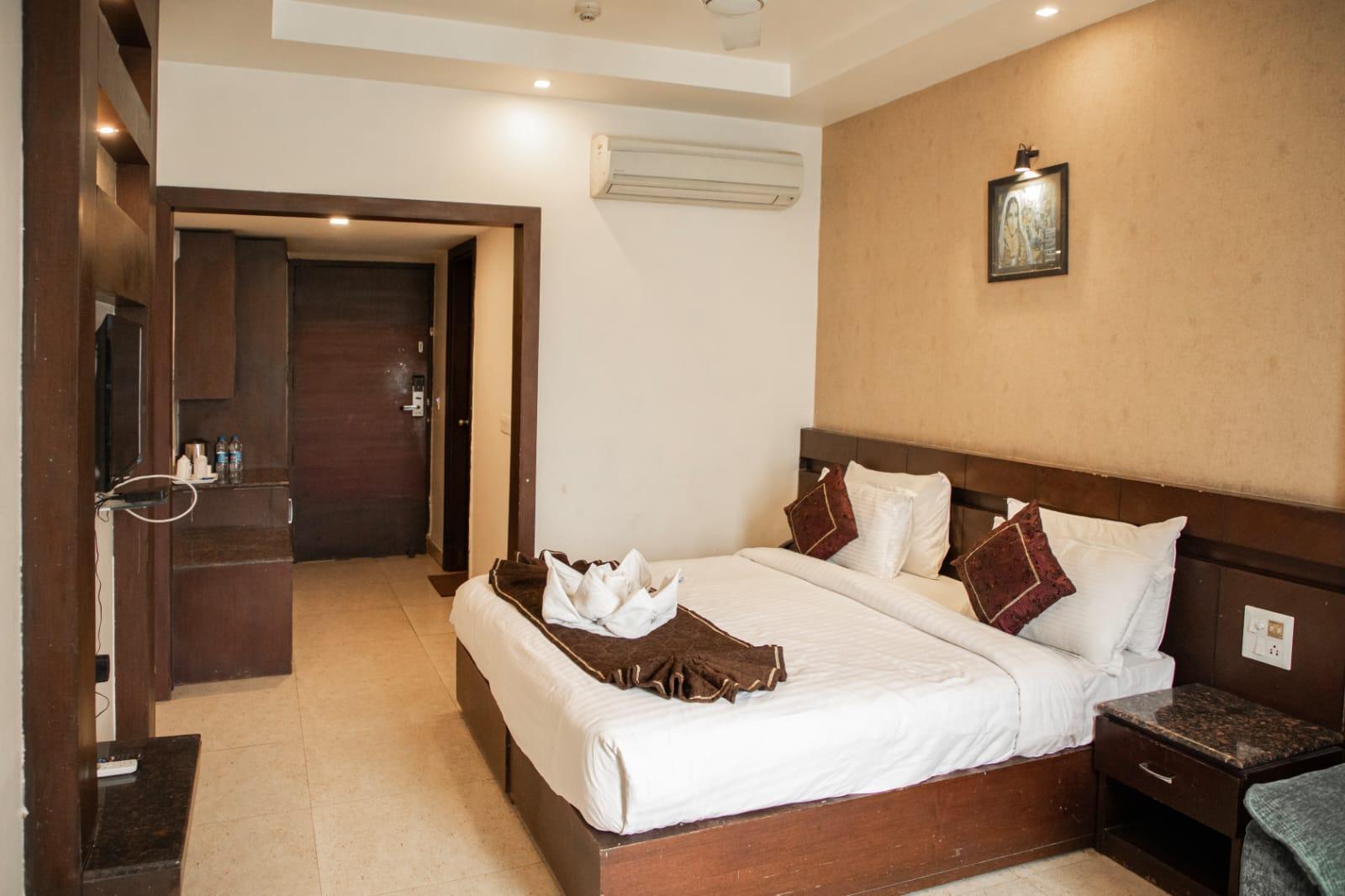 Hotel Raj Palace image 1