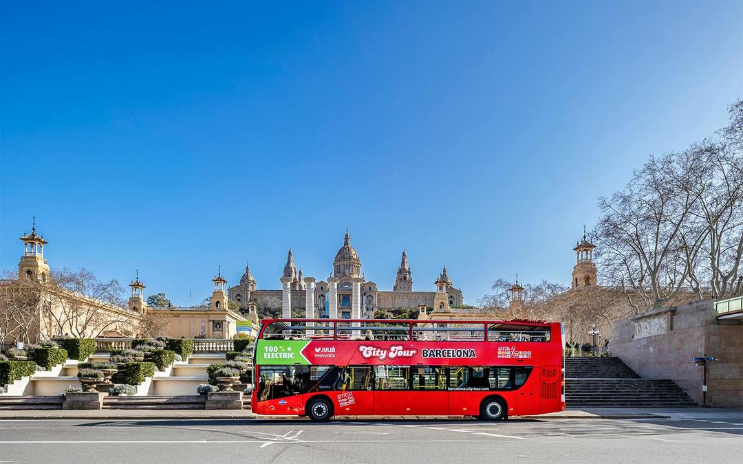 Barcelona City Tour: Hop-on Hop-off Bus Tour Image 2 Barcelona City Tour: Hop-on Hop-off Bus Tour Gallery Image