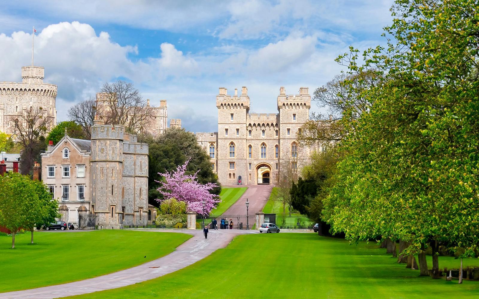 From London: Windsor Castle Half-Day Tour