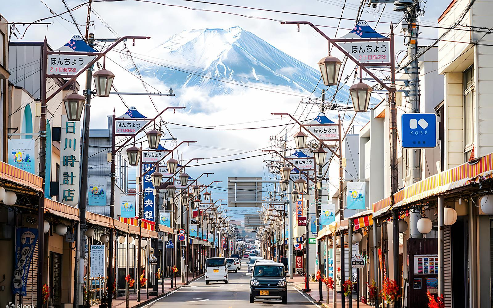 Mount Fuji Highlights Tour: Chureito Pagoda, Lake Kawaguchi, Oshino Hakkai, & More Image 9 Mount Fuji Highlights Tour: Chureito Pagoda, Lake Kawaguchi, Oshino Hakkai, & More Gallery Image