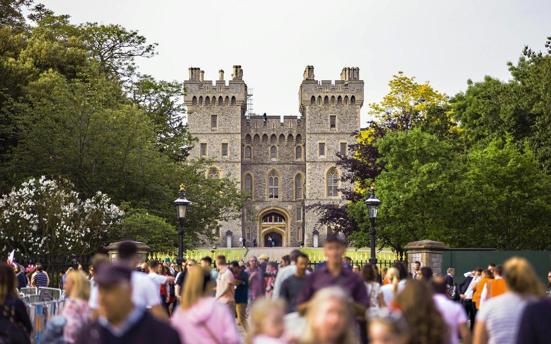 Windsor Castle Tickets with Optional Train/Coach Transfers from London Image 1 Windsor Castle Tickets with Optional Train/Coach Transfers from London Gallery Image