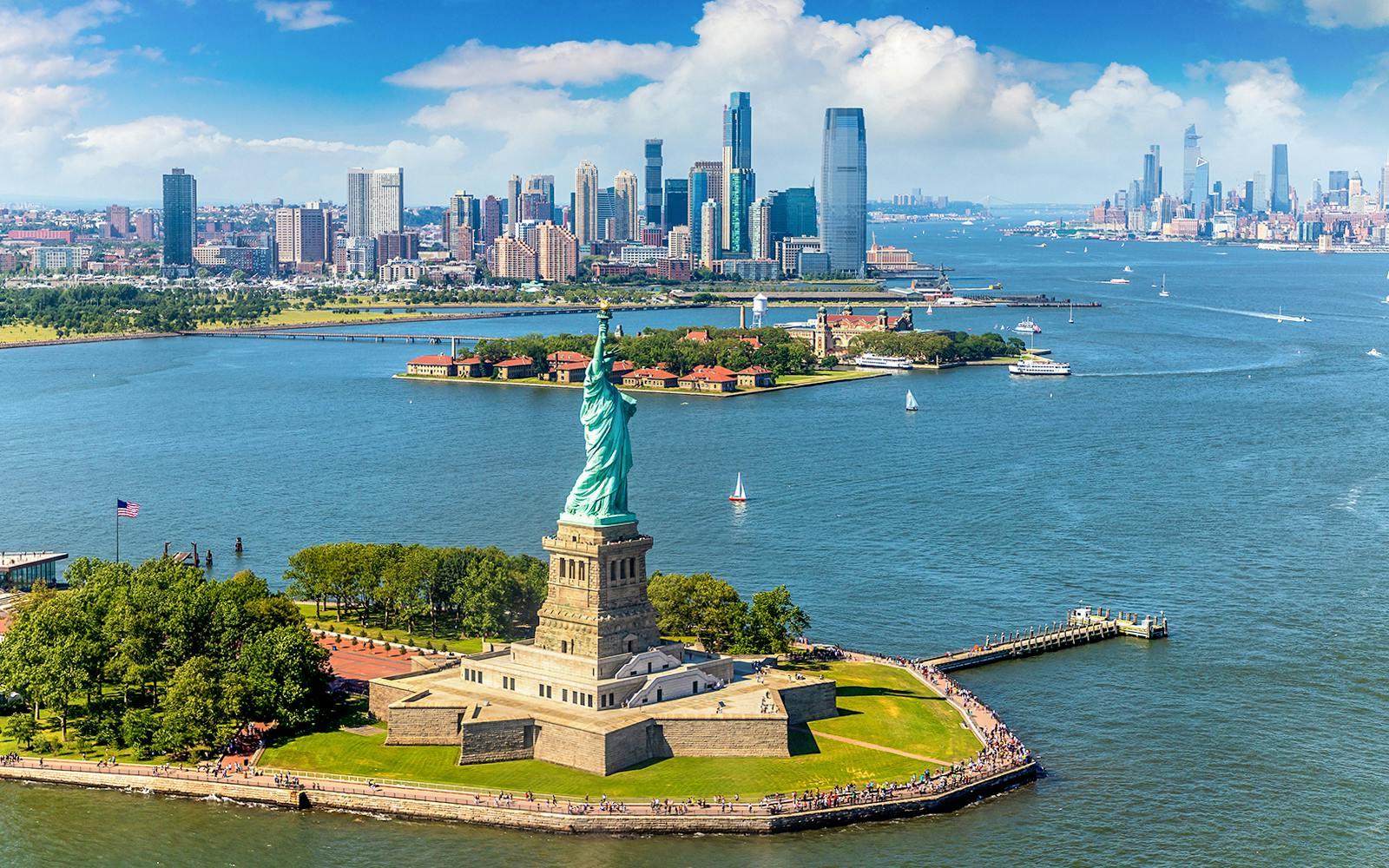 New York City Helicopter Tour Image 3 New York City Helicopter Tour Gallery Image