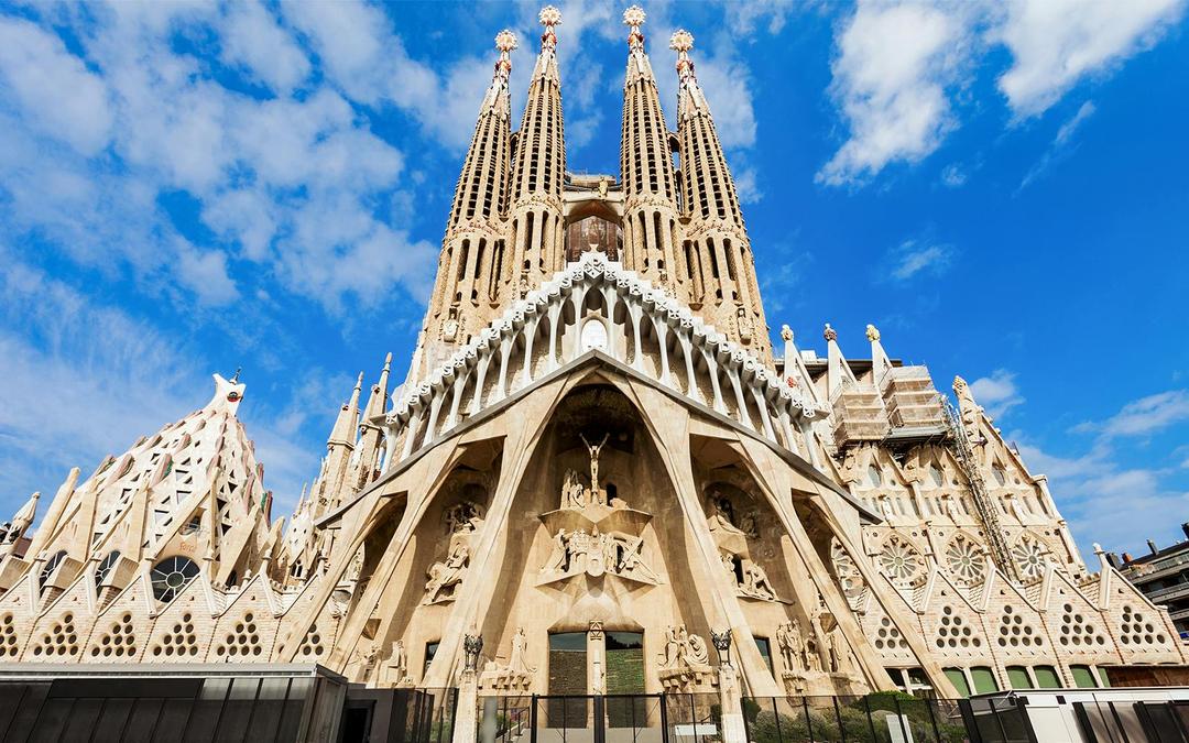 Sagrada Familia Fast-Track Tickets Image 1 Sagrada Familia Fast-Track Tickets Gallery Image