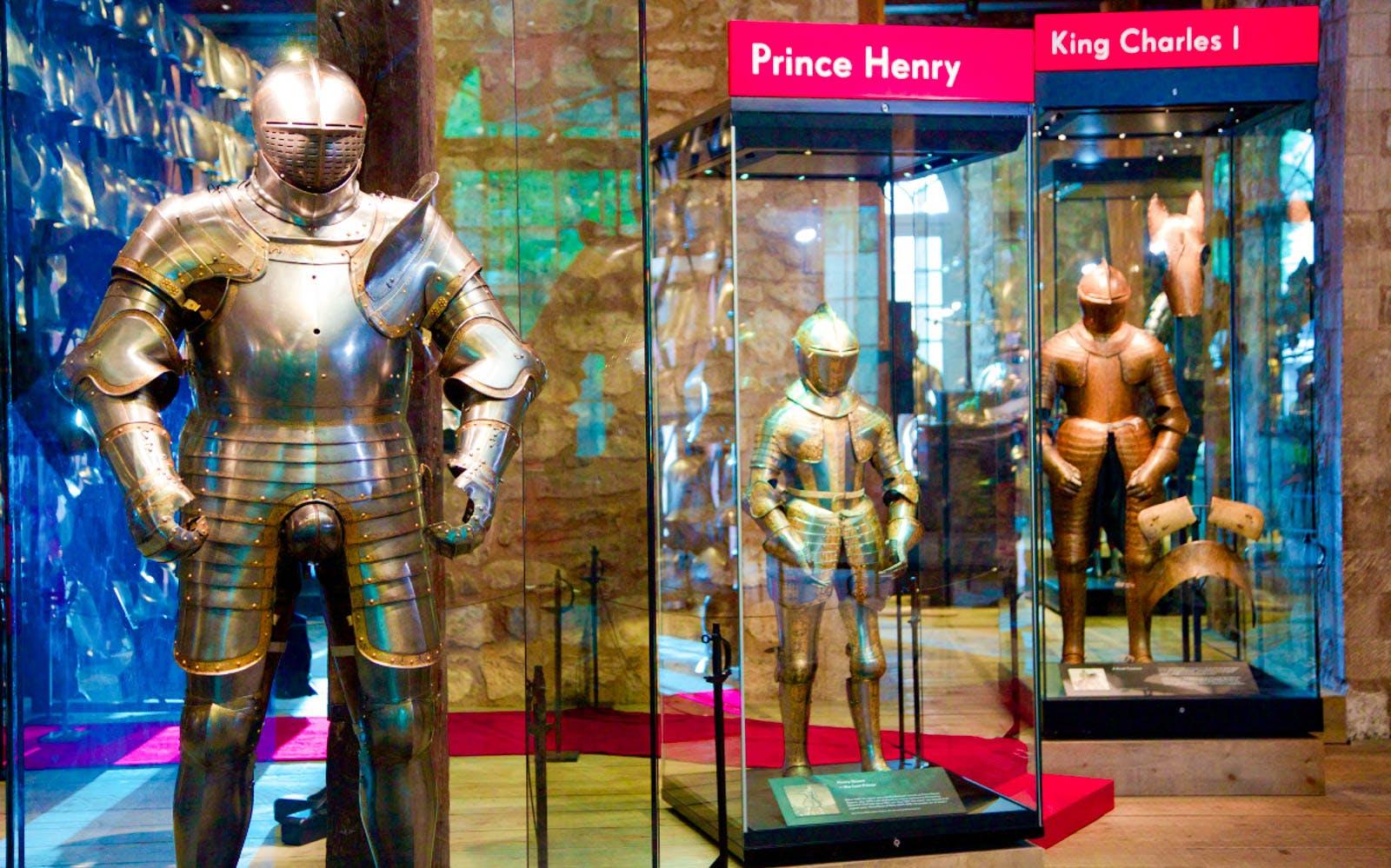 Tower of London Tickets with Access to the Crown Jewels Image 7 Tower of London Tickets with Access to the Crown Jewels Gallery Image