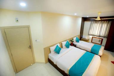 hotel room main image hotel room main image
