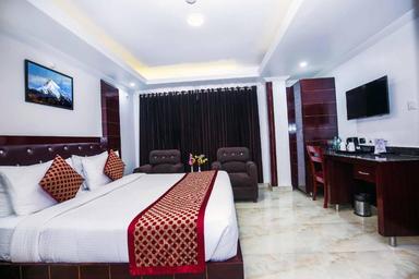 hotel room main image hotel room main image