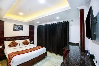 hotel room main image hotel room main image